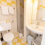 Gaestehaus Ria فندق مبيت وإفطار 3*