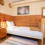 فندق مبيت وإفطار Gaestehaus Ria