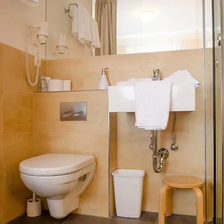 Gaestehaus Ria Bed and Breakfast Pörtschach am Wörthersee