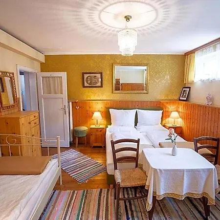 Gaestehaus Ria Pörtschach am Wörthersee