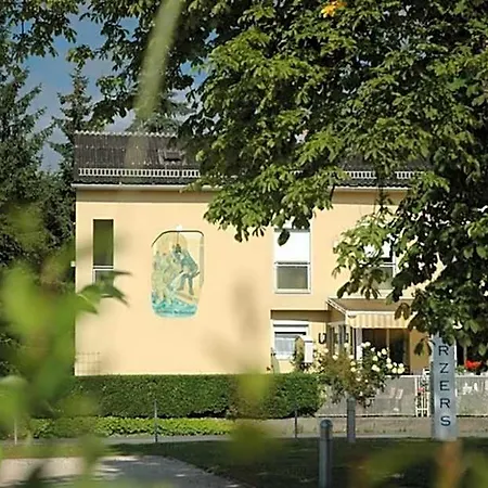 Gastehaus Ria Portschach am Woerthersee