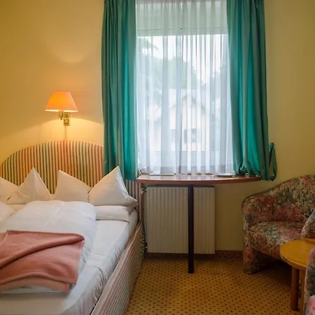 Gaestehaus Ria Bed and Breakfast