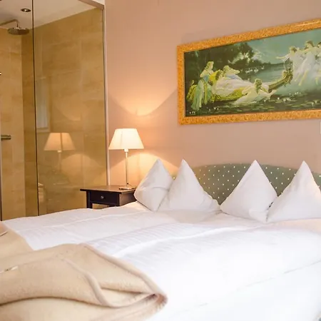 Gaestehaus Ria Bed and Breakfast Pörtschach am Wörthersee