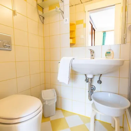 Bed and Breakfast Gaestehaus Ria 3*